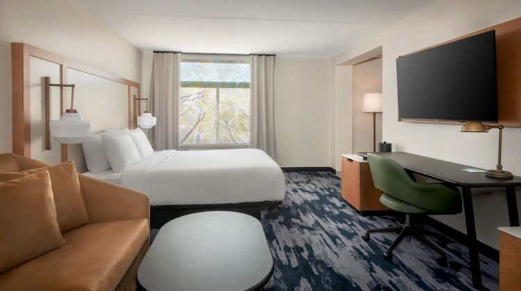 Fairfield Inn & Suites Rome NY Suite
