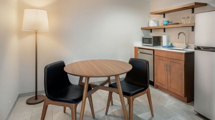 Fairfield Inn & Suites Rome NY Room