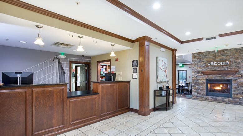 <b>Staybridge Suites Knoxville Oak Ridge Exterior</b>. Images powered by <a href="https://www.leonardoworldwide.com/" title="Leonardo Worldwide" target="_blank">Leonardo</a>.