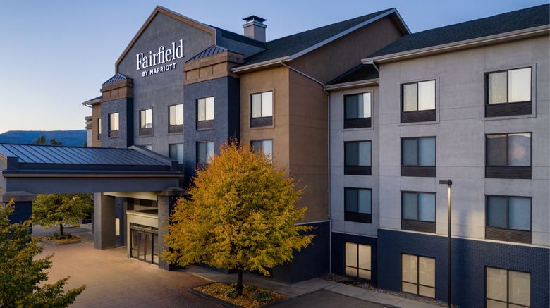 <b>Fairfield Inn & Suites Kelowna Exterior</b>. Images powered by <a href="https://www.leonardoworldwide.com/" title="Leonardo Worldwide" target="_blank">Leonardo</a>.
