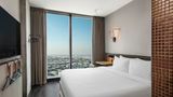 Moxy Downtown Los Angeles Room