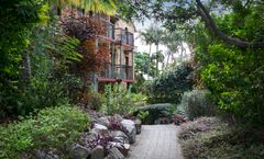Toowong Villas