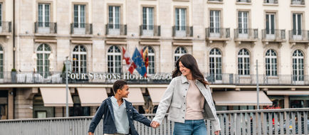 Four Seasons Hotel des Bergues Exterior