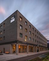 Holiday Inn the niu Loco