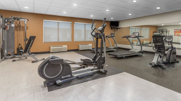 Holiday Inn & Suites Health Club