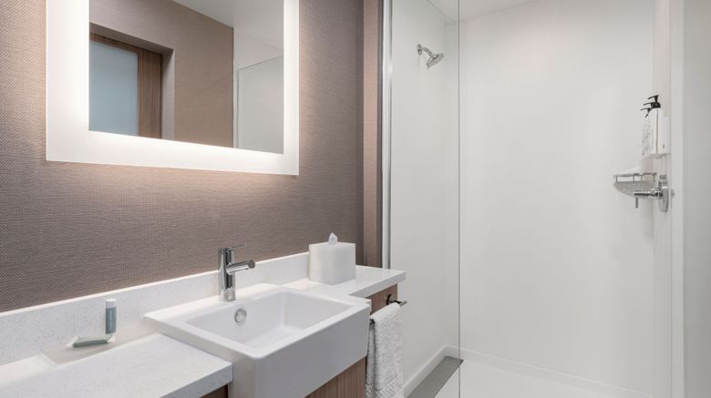 <b>SpringHill Suites Chula Vista Eastlake Room</b>. Images powered by <a href="https://www.leonardoworldwide.com/" title="Leonardo Worldwide" target="_blank">Leonardo</a>.