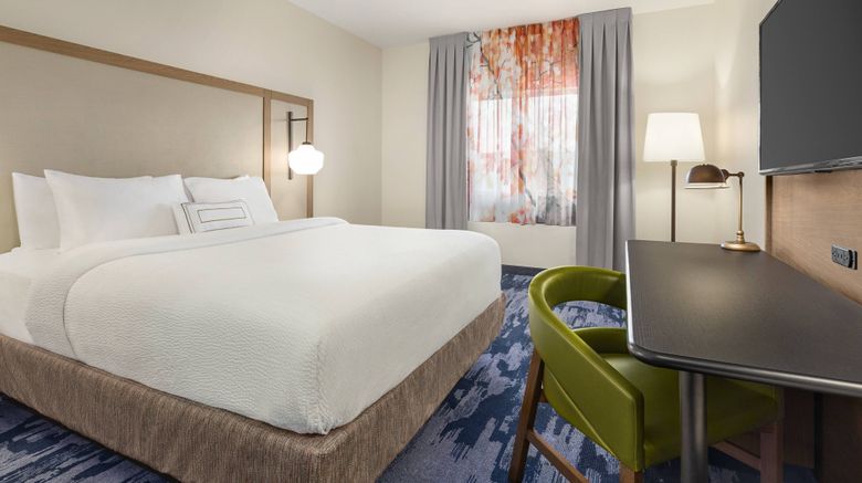<b>Fairfield Inn Tracy Room</b>. Images powered by <a href="https://www.leonardoworldwide.com/" title="Leonardo Worldwide" target="_blank">Leonardo</a>.