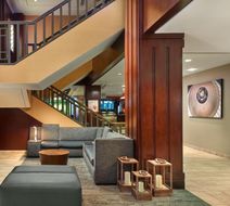 Courtyard by Marriott Crystal City Lobby