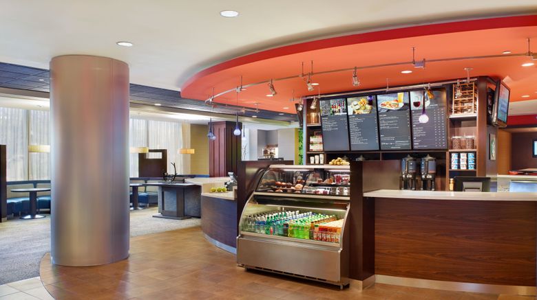 <b>Courtyard by Marriott Crystal City Restaurant</b>. Images powered by <a href="https://www.leonardoworldwide.com/" title="Leonardo Worldwide" target="_blank">Leonardo</a>.