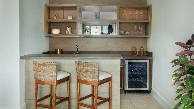 <b>The Westin Sacramento Riverfront Hotel & Spa Room</b>. Images powered by <a href="https://www.leonardoworldwide.com/" title="Leonardo Worldwide" target="_blank">Leonardo</a>.