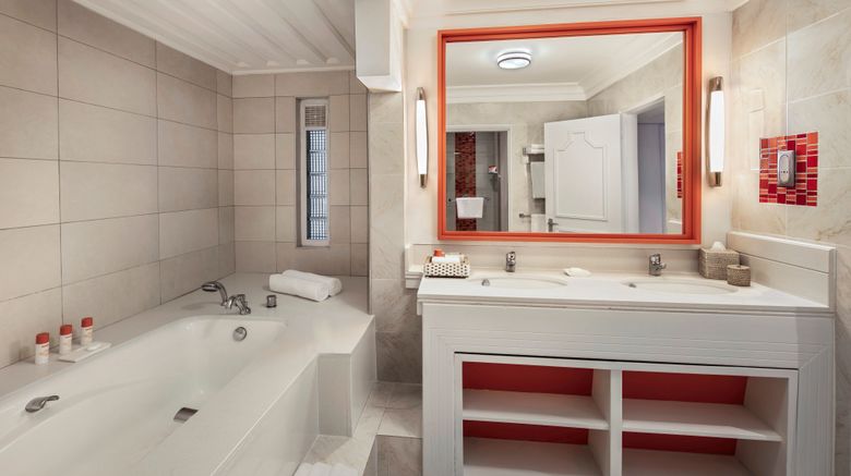 <b>Ambre Resort & Spa Suite</b>. Images powered by <a href="https://www.leonardoworldwide.com/" title="Leonardo Worldwide" target="_blank">Leonardo</a>.