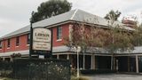 The Lawson Motor Inn Exterior