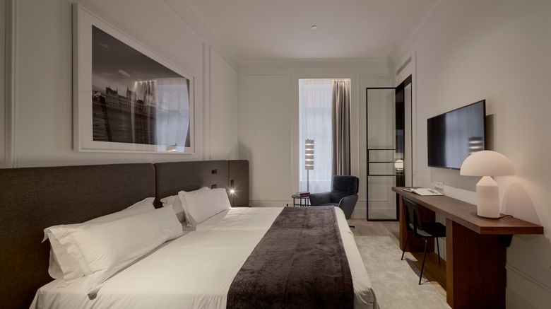 <b>Kozmo Hotel Budapest Room</b>. Images powered by <a href="https://www.leonardoworldwide.com/" title="Leonardo Worldwide" target="_blank">Leonardo</a>.