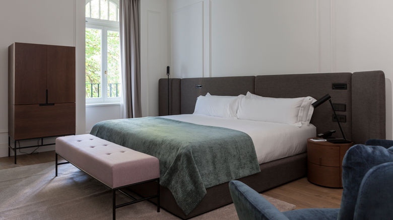 <b>Kozmo Hotel Budapest Room</b>. Images powered by <a href="https://www.leonardoworldwide.com/" title="Leonardo Worldwide" target="_blank">Leonardo</a>.