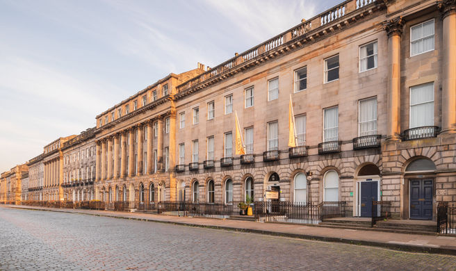 voco Edinburgh - Royal Terrace Exterior