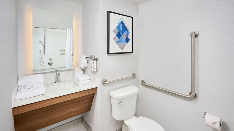 <b>Candlewood Suites Conference Centre Room</b>. Images powered by <a href="https://www.leonardoworldwide.com/" title="Leonardo Worldwide" target="_blank">Leonardo</a>.