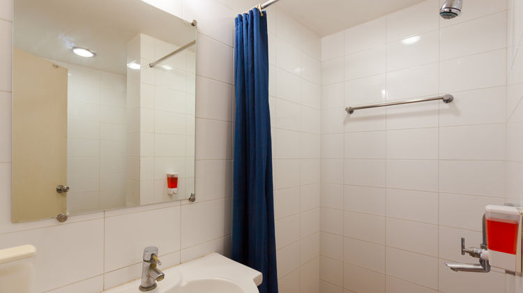 Ginger Vadodara Room
