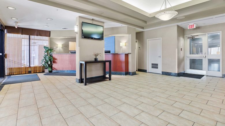 <b>Sandman Hotel & Suites London Downtown Lobby</b>. Images powered by <a href="https://www.leonardoworldwide.com/" title="Leonardo Worldwide" target="_blank">Leonardo</a>.
