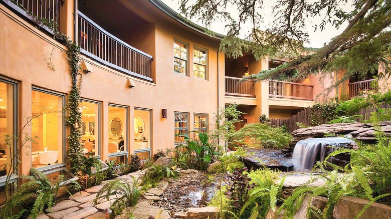 <b>Appellation Lodi–Wine & Roses Resort Exterior</b>. Images powered by <a href="https://www.leonardoworldwide.com/" title="Leonardo Worldwide" target="_blank">Leonardo</a>.