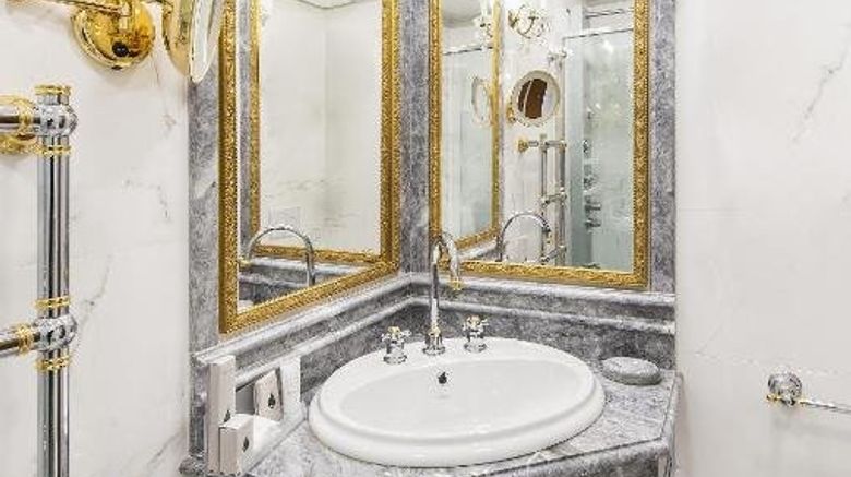 <b>Hotel Principe Room</b>. Images powered by <a href="https://www.leonardoworldwide.com/" title="Leonardo Worldwide" target="_blank">Leonardo</a>.