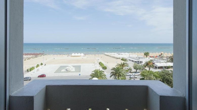<b>Esplanade Hotel Exterior</b>. Images powered by <a href="https://www.leonardoworldwide.com/" title="Leonardo Worldwide" target="_blank">Leonardo</a>.