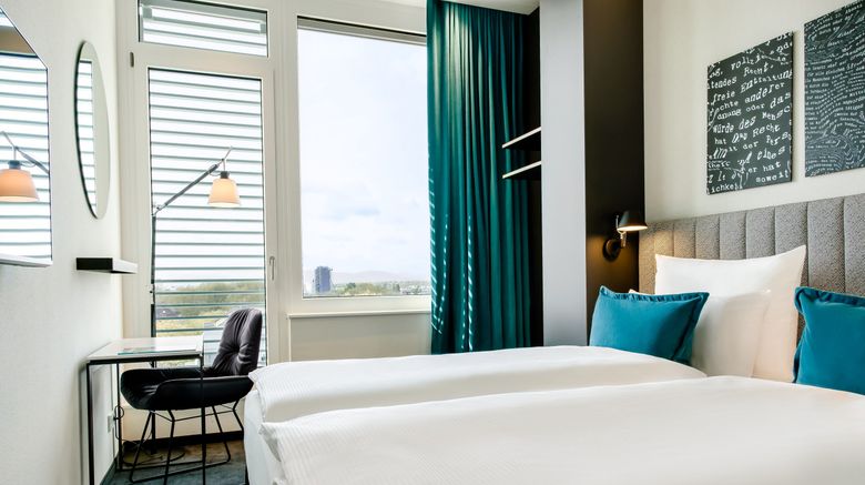 <b>Motel One Karlsruhe Room</b>. Images powered by <a href="https://www.leonardoworldwide.com/" title="Leonardo Worldwide" target="_blank">Leonardo</a>.