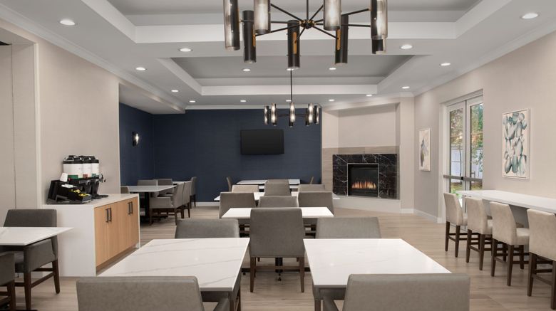 <b>Residence Inn Palo Alto Los Altos Lobby</b>. Images powered by <a href="https://www.leonardoworldwide.com/" title="Leonardo Worldwide" target="_blank">Leonardo</a>.