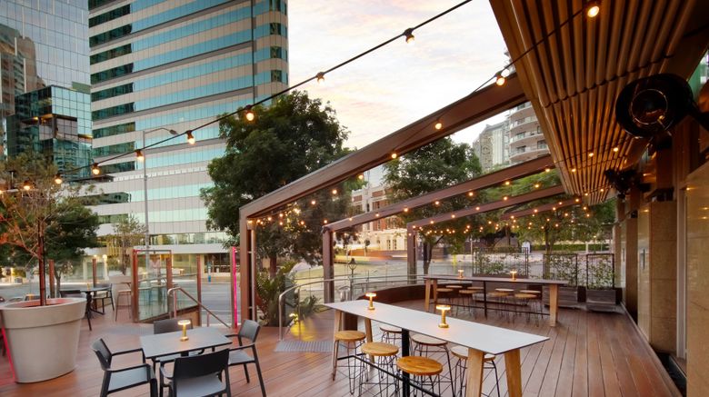 <b>Brisbane Marriott Hotel Restaurant</b>. Images powered by <a href="https://www.leonardoworldwide.com/" title="Leonardo Worldwide" target="_blank">Leonardo</a>.