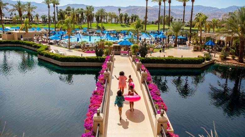<b>JW Marriott Desert Springs Resort & Spa Pool</b>. Images powered by <a href="https://www.leonardoworldwide.com/" title="Leonardo Worldwide" target="_blank">Leonardo</a>.