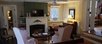 Longacre B&B Lobby