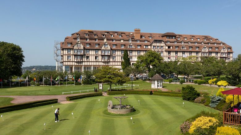 <b>Hotel du Golf Barriere Exterior</b>. Images powered by <a href="https://www.leonardoworldwide.com/" title="Leonardo Worldwide" target="_blank">Leonardo</a>.