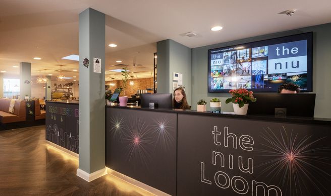 Holiday Inn the niu Loom Exterior