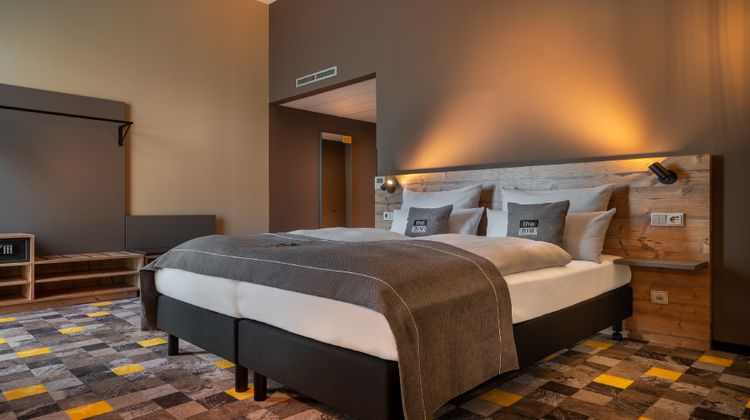 Holiday Inn the niu Timber Room