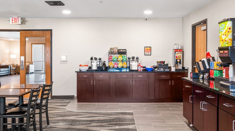 Boarders Inn & Suites by Cobblestone Restaurant