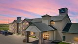 Boarders Inn & Suites by Cobblestone Exterior