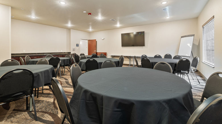 <b>Cobblestone Hotel & Suites Meeting</b>. Images powered by <a href="https://www.leonardoworldwide.com/" title="Leonardo Worldwide" target="_blank">Leonardo</a>.