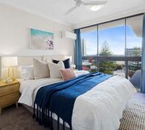 Beachcomber Resort Surfers Paradise Room
