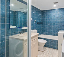 Beachcomber Resort Surfers Paradise Room