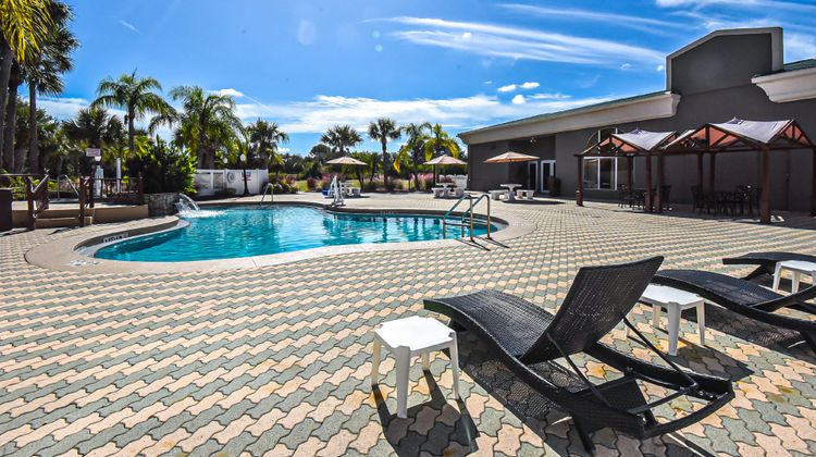Holiday Inn Express Cocoa Pool
