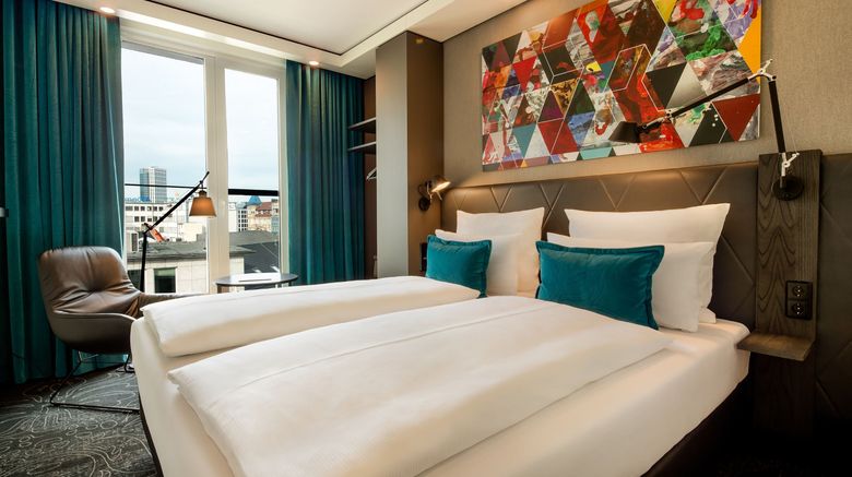 <b>Motel One Frankfurt-Roemer Room</b>. Images powered by <a href="https://www.leonardoworldwide.com/" title="Leonardo Worldwide" target="_blank">Leonardo</a>.