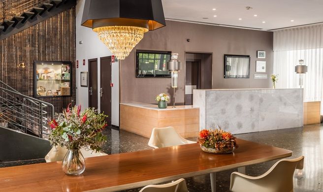 Hotel Medium Valencia Lobby