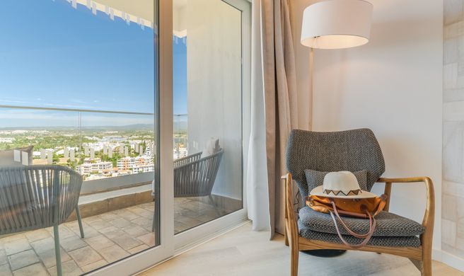 Pestana Delfim Beach & Golf Hotel Exterior