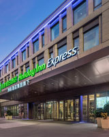 Holiday Inn Exp Zhongguancun