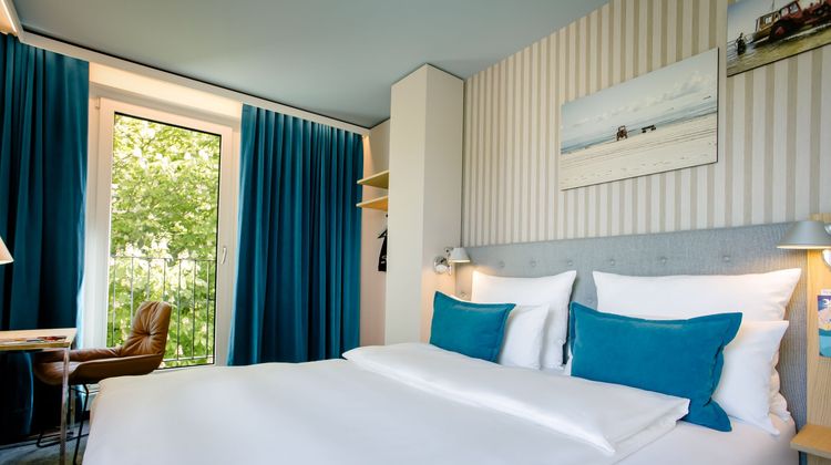 Motel One Rostock Exterior