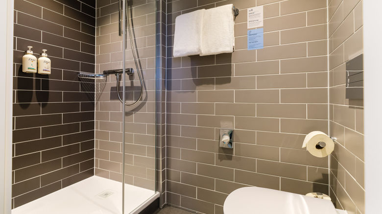 <b>Holiday Inn Exp Poissy Room</b>. Images powered by <a href="https://www.leonardoworldwide.com/" title="Leonardo Worldwide" target="_blank">Leonardo</a>.