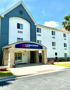 Candlewood Suites Savannah Airport
