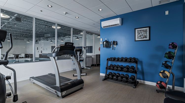 Holiday Inn Express & Suites Health Club