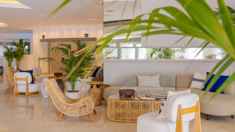 Pestana Delfim Beach & Golf Hotel Lobby