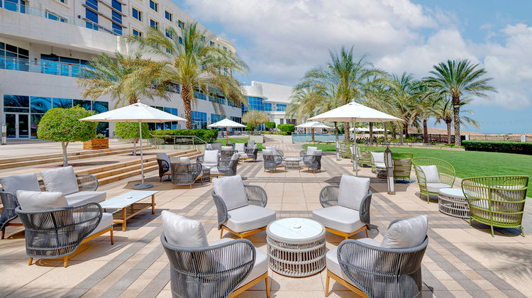Crowne Plaza Muscat OCEC Lobby