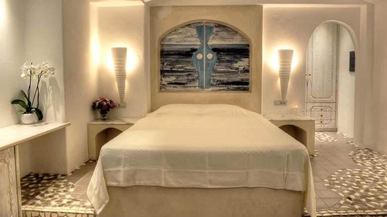 <b>Astarte Suites Suite</b>. Images powered by <a href="https://www.leonardoworldwide.com/" title="Leonardo Worldwide" target="_blank">Leonardo</a>.